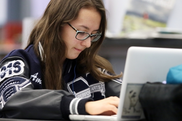 Senior Amanda Hansen works in the library at The Meadows School Thursday, Nov. 12, 2015, in Las Vegas. The Meadows School is a college preparatory, nonprofit, nonsectarian school that caters to st ...