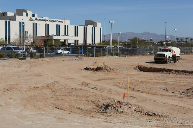 Construction of a medical office building is underway adjacent to Mountain View Hospital in Las Vegas. The $90 million project is expected to be open next year. Ronda Churchill/Southern Nevada Bus ...