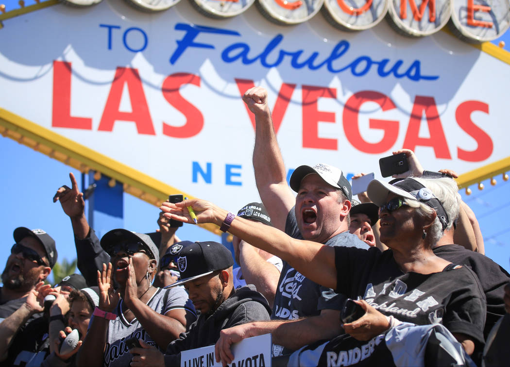 Raiders to announce Day 3 draft picks from iconic Las Vegas sign - ABC7 San  Francisco