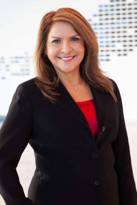 Alicia Fernandez-Campfield, Credit One Bank