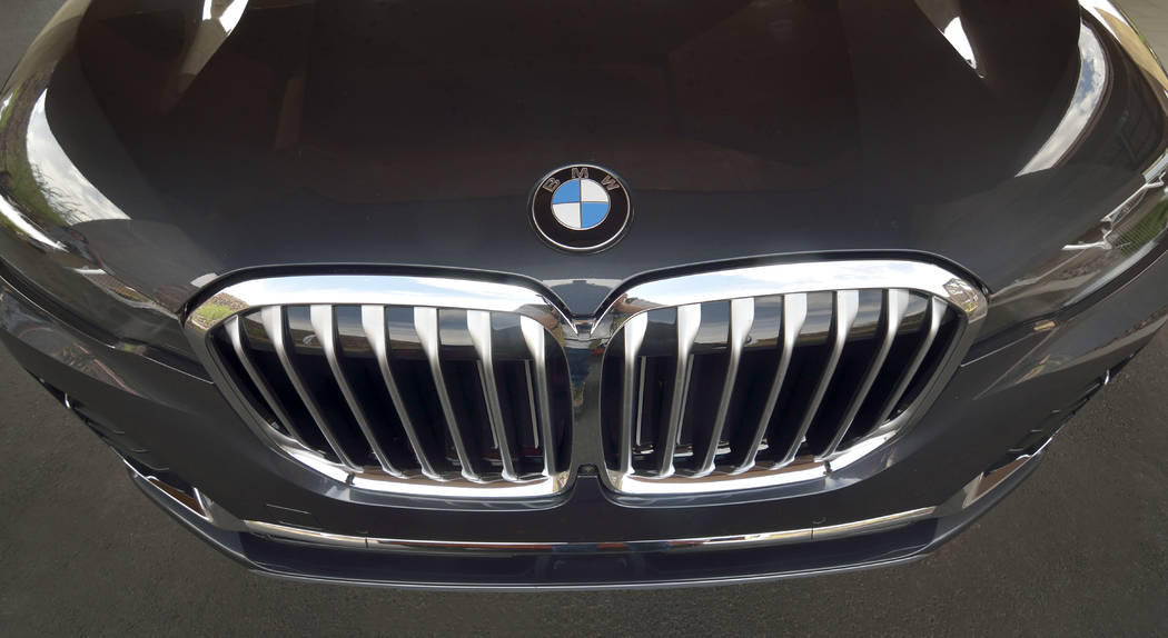 The front end of a 2019 BMW X7 xDrive 40i. (Bill Hughes/Las Vegas Business Press)