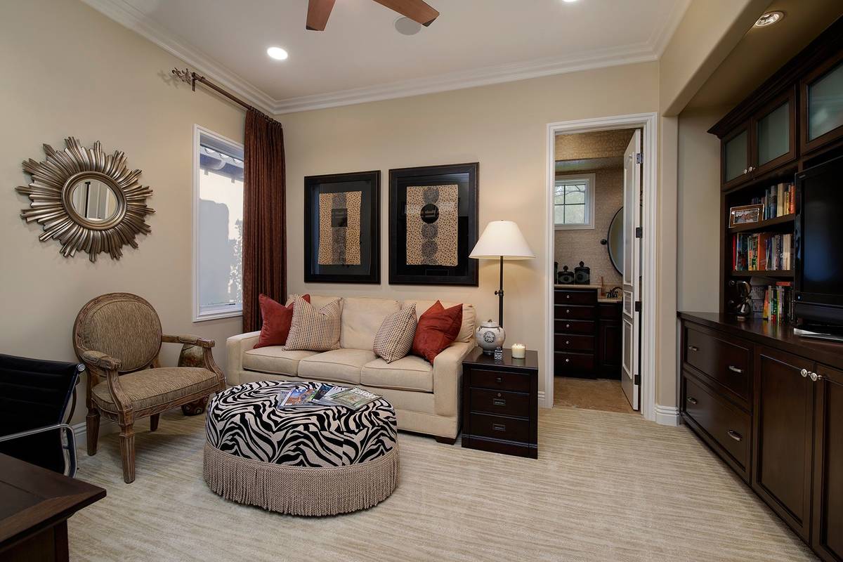 The master suite has a lounge. (Synergy Sotheby’s International Realty)