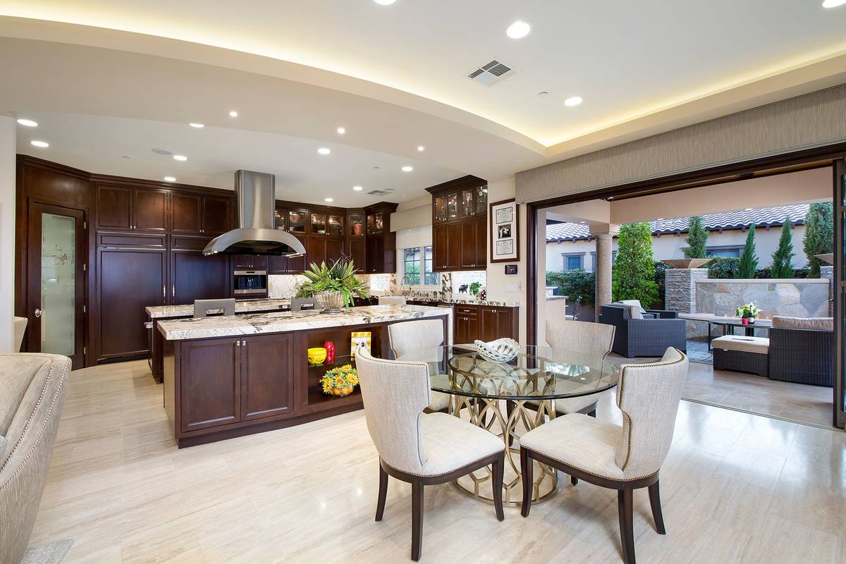 The breakfast nook near the kitchen. (Synergy Sotheby’s International Realty)