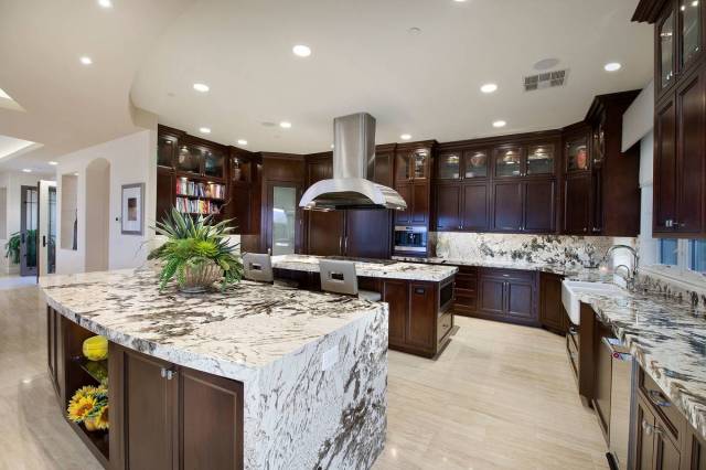 The kitchen. (Synergy Sotheby’s International Realty)