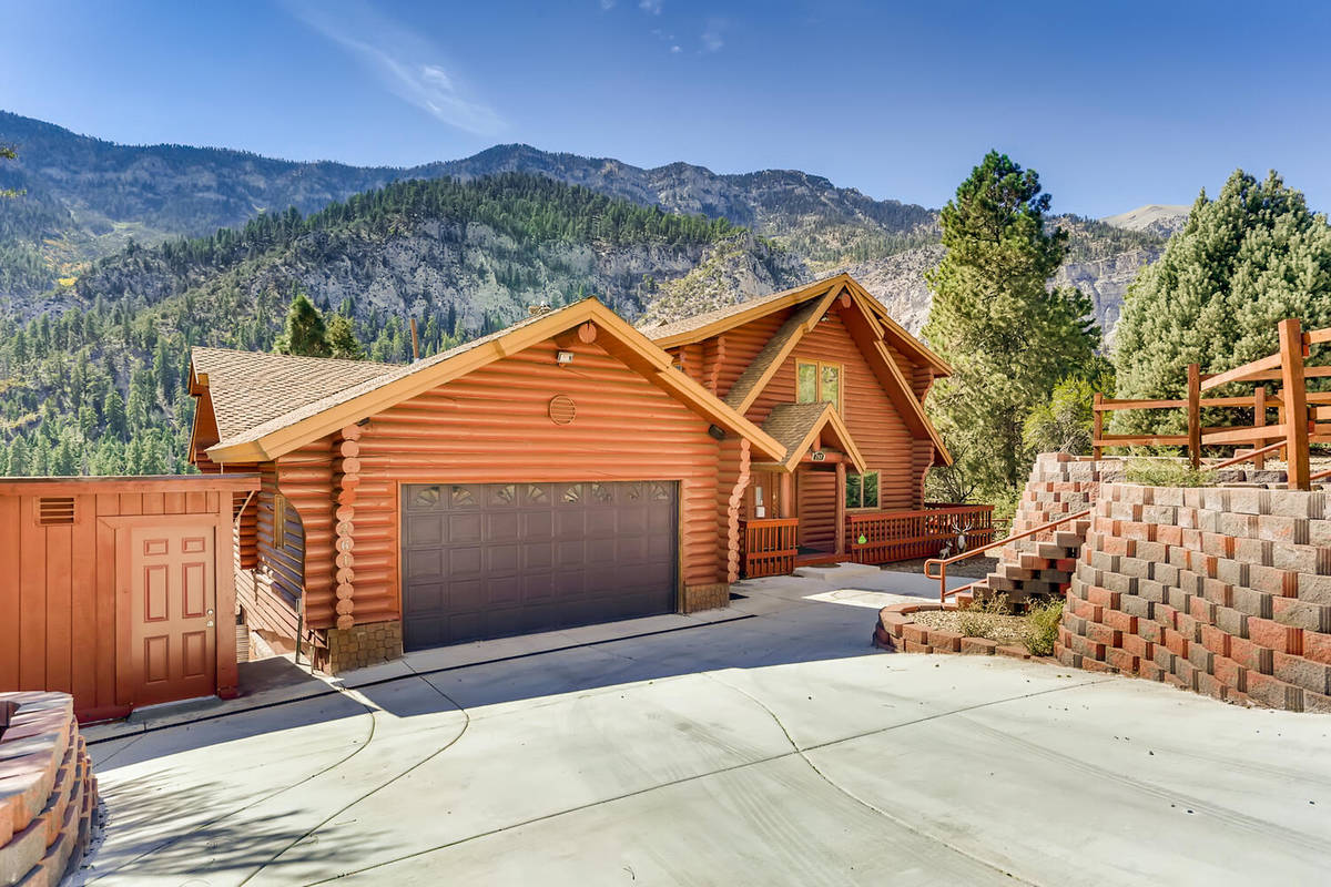 Mount Charleston Christmas cabin lists for over 1.1M Las Vegas