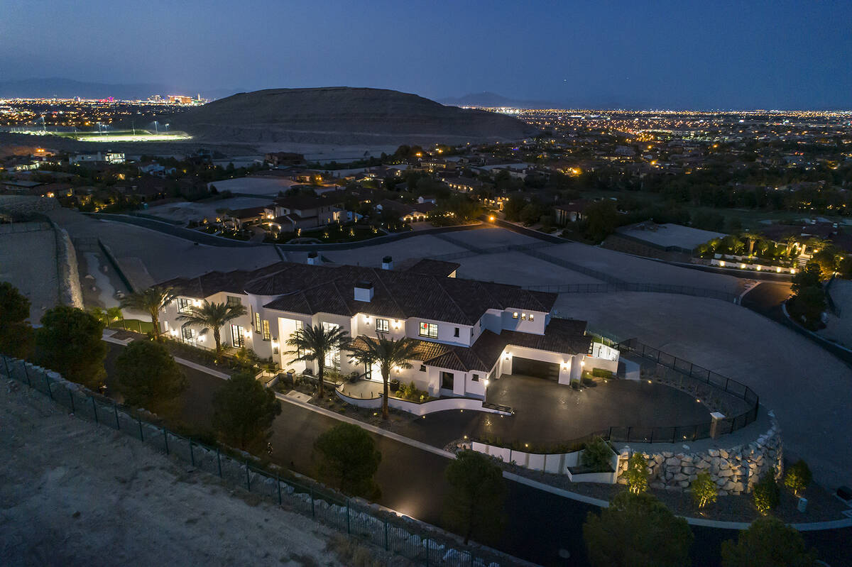 The home is in the Southern Highlands Golf Club. (Las Vegas Sotheby’s International Realty)