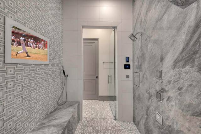 The master shower. (Las Vegas Sotheby’s International Realty)