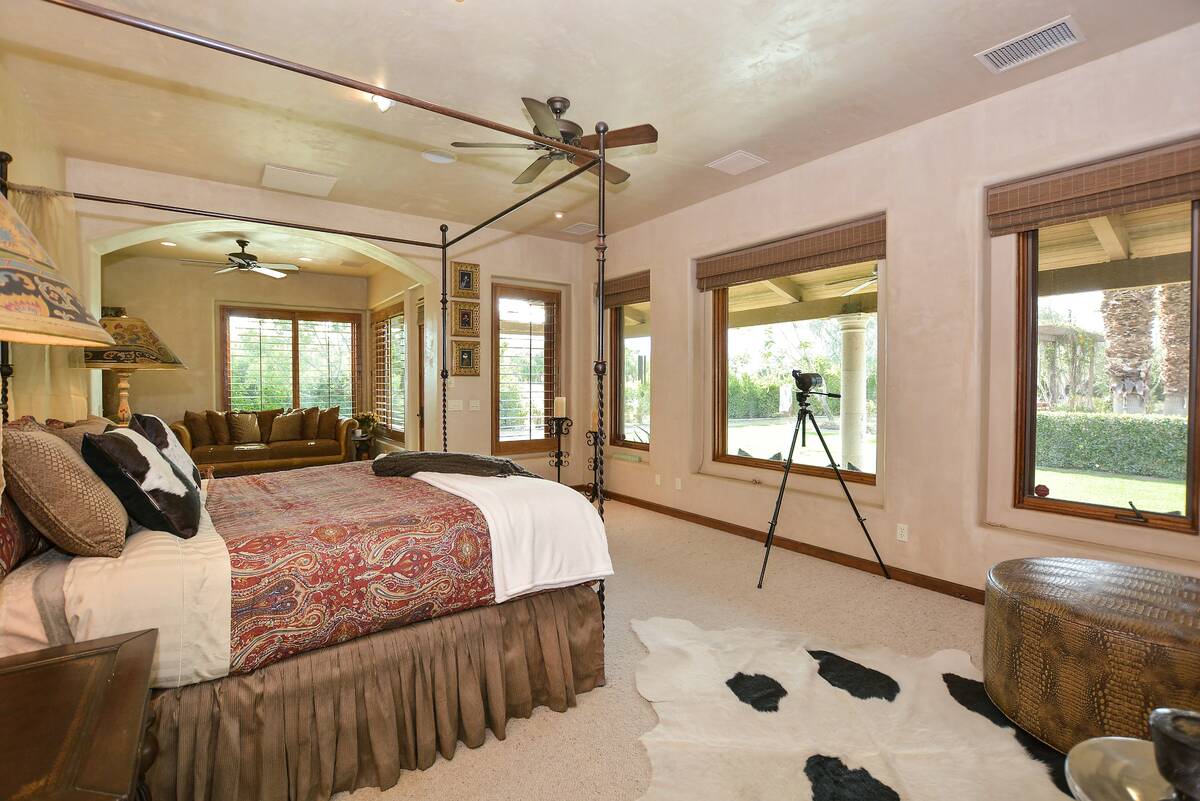 The master suite. (BHHS)