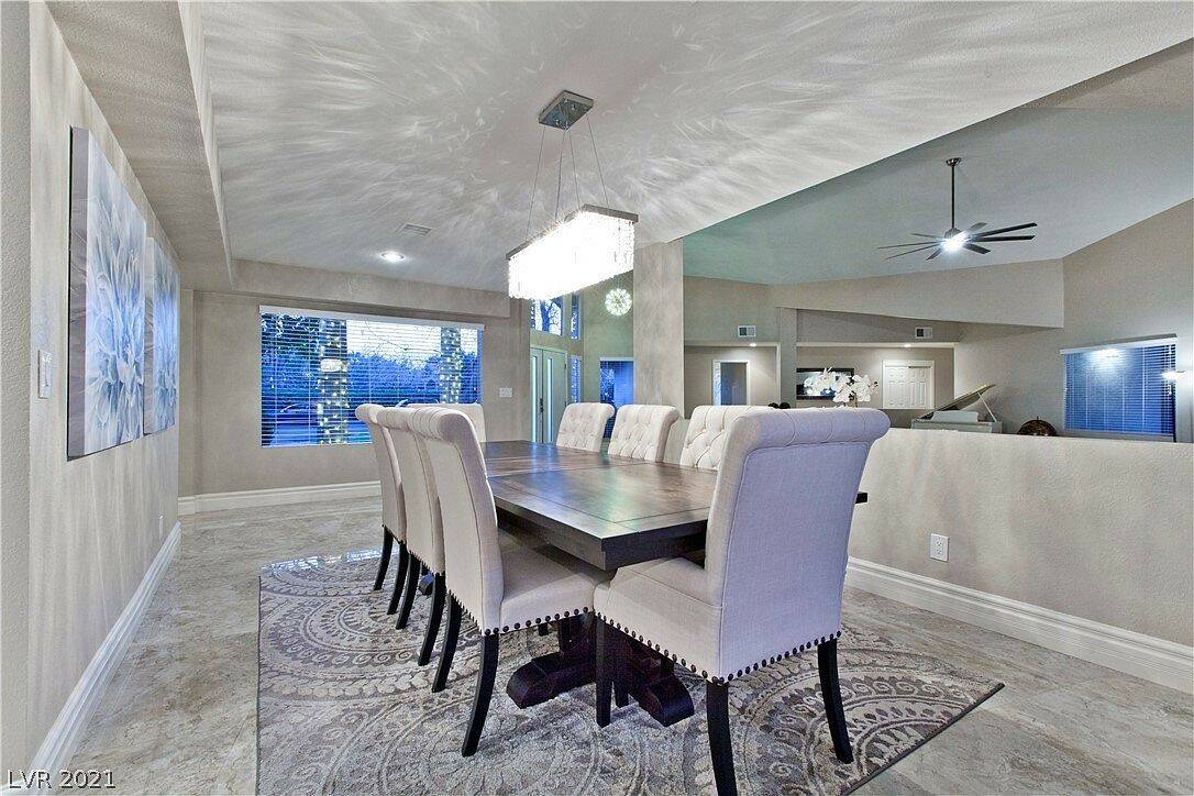The dining room. (South Bay Realty)