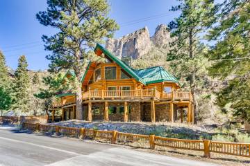 This 4,210-square-foot Mount Charleston cabin is made of handcrafted Western Red Cedar logs. It ...