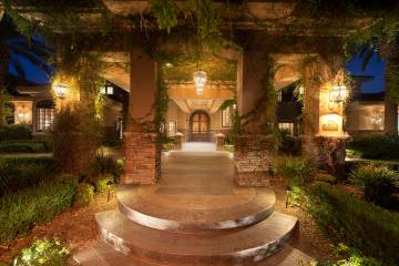 The entrance. (Corcoran Global Living)