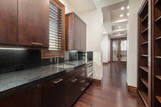 The office kitchen. (Las Vegas Sotheby’s International)