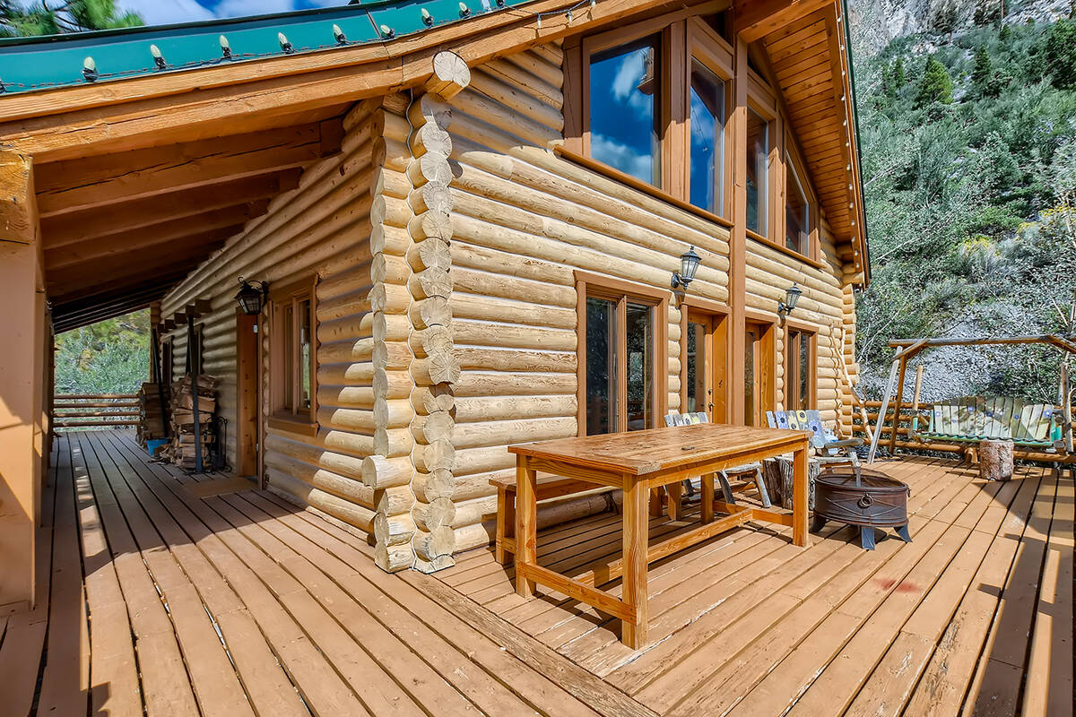 The cabin has a deck. (Mt. Charleston Realty)