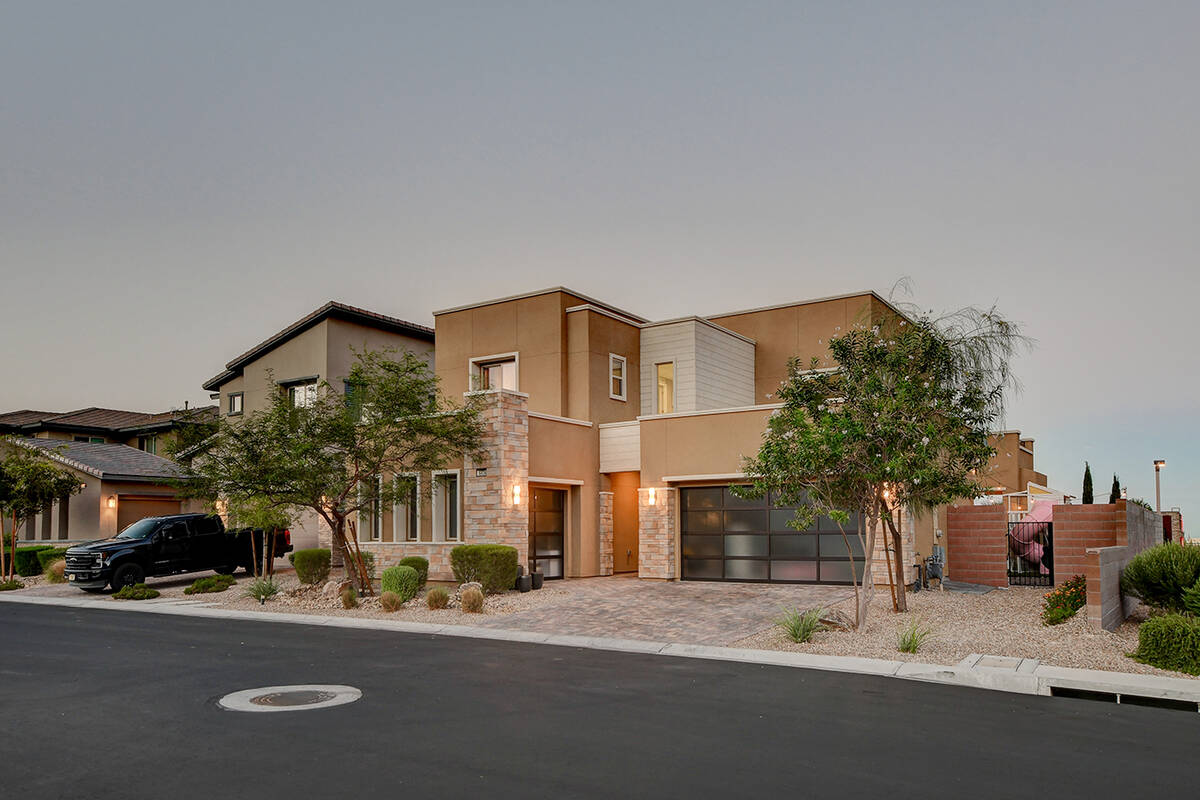 This Summerlin home has listed for $1.496 million. (Realty ONE Group)