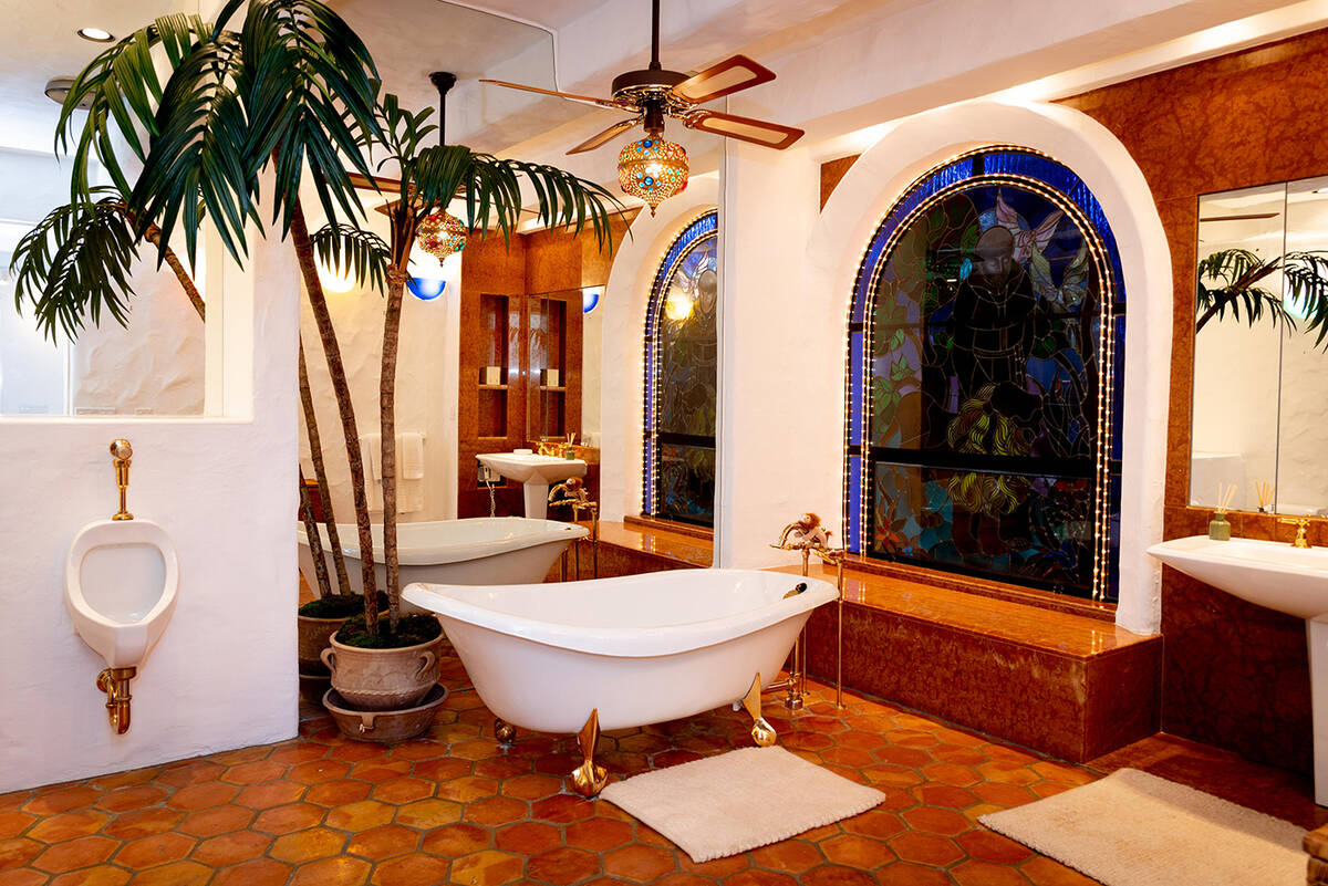 A guest bathroom. (Tonya Harvey/Real Estate Millions)
