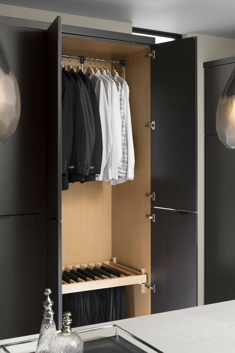 Closet Interior Design? Leave It to Closets Las Vegas!