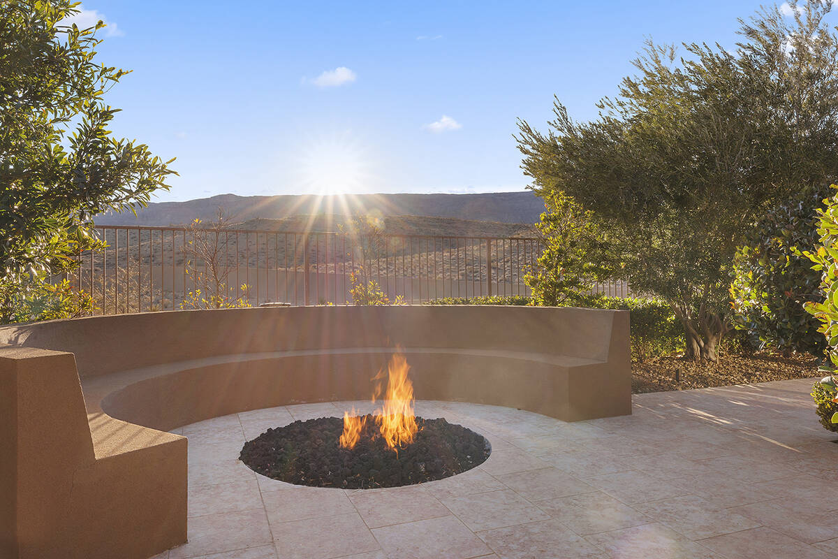 Sitting area with fire feature. (Douglas Elliman, Nevada)