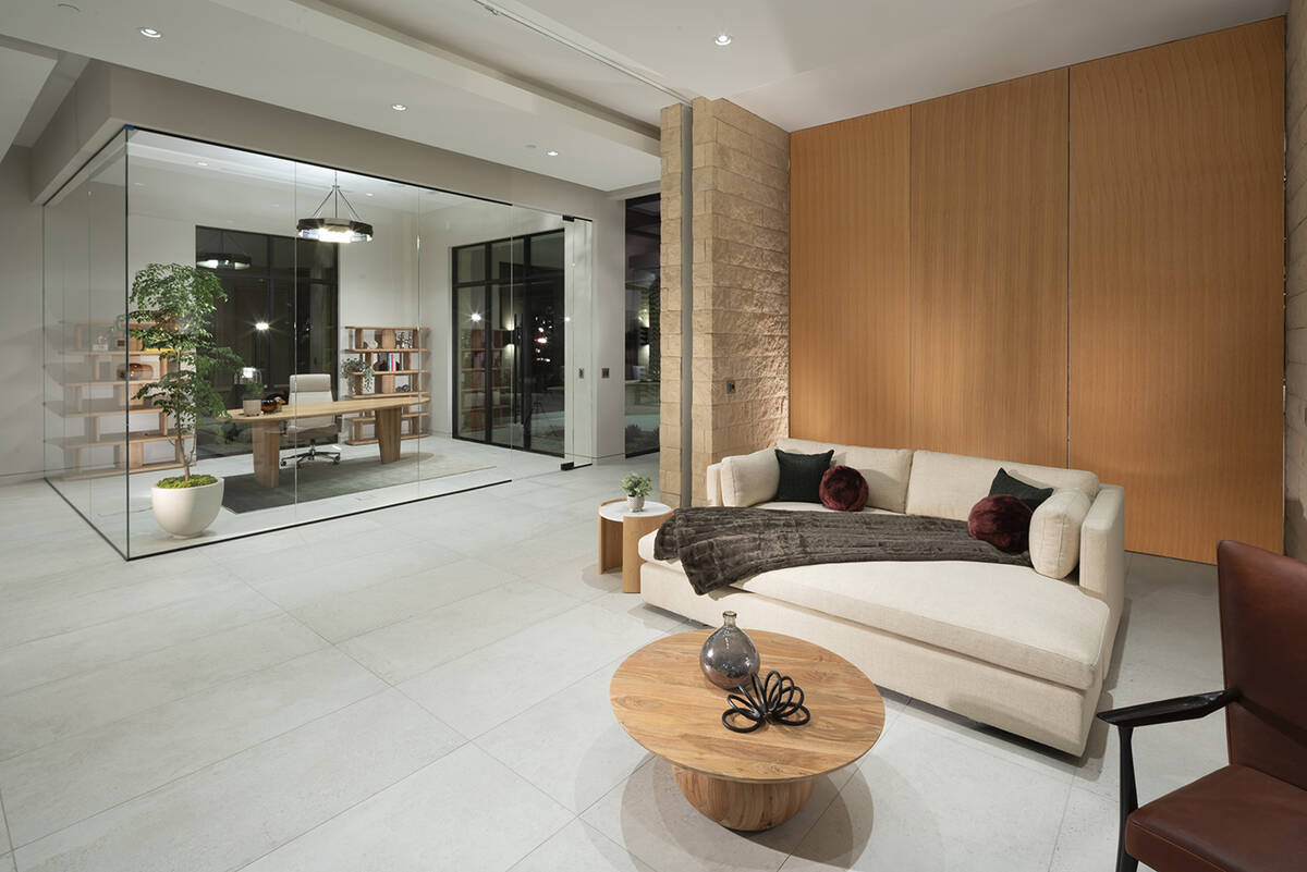 The living area features a wine wall. (Levi Ellyson/501 Studios, courtesy Pro Builder Media)