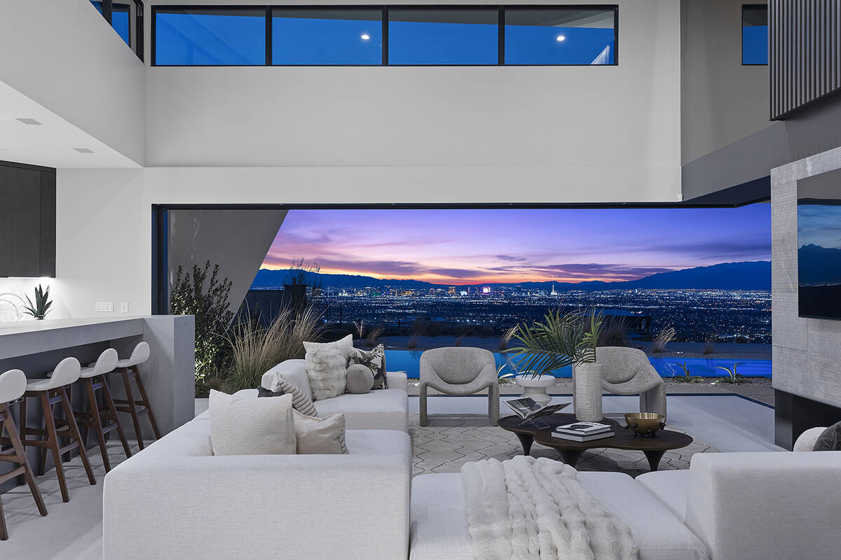 Egress features indoor/outdoor living. (Blue Heron Design/Build)