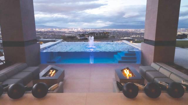 Ozzie Kraft designers have created an innovative above-ground swimming pool with acrylic see-th ...