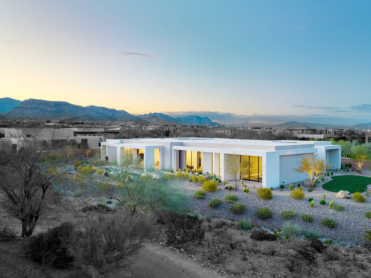 It sits on 0.85 acre and was built will be built in 2022. (IS LUXURY)