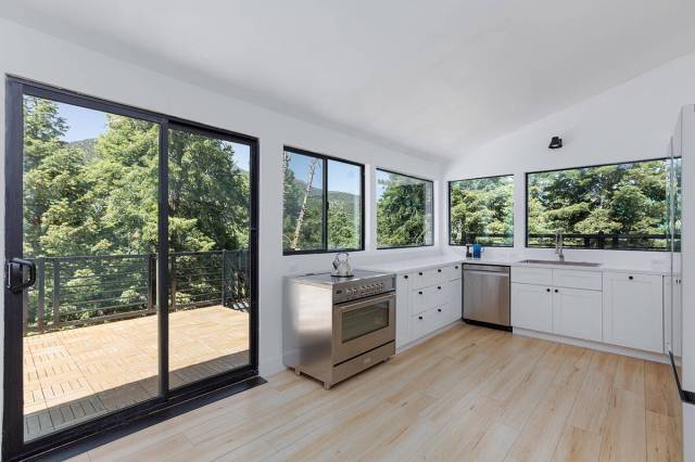 The kitchen. (Berkshire Hathaway HomeServices Nevada Properties)