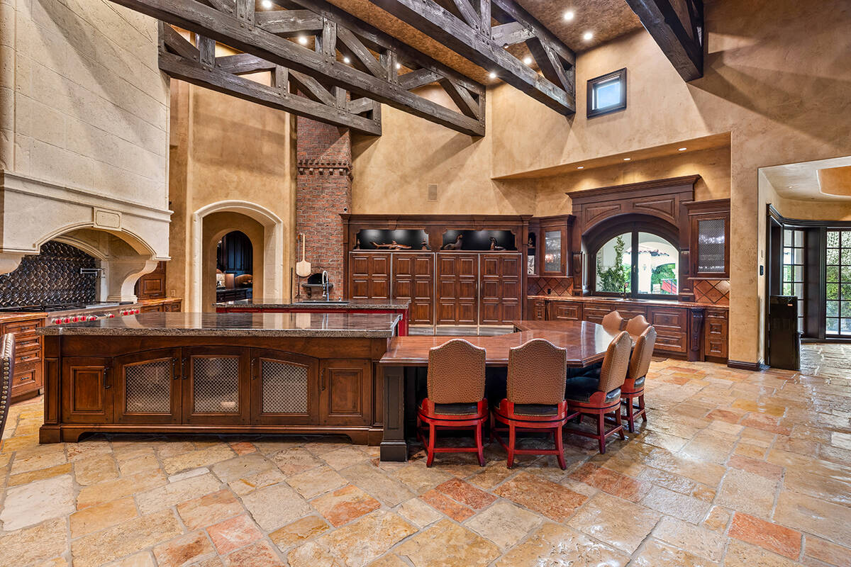 The kitchen. (BHHS)