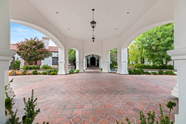 The south valley homes's entrance. (BHHS)
