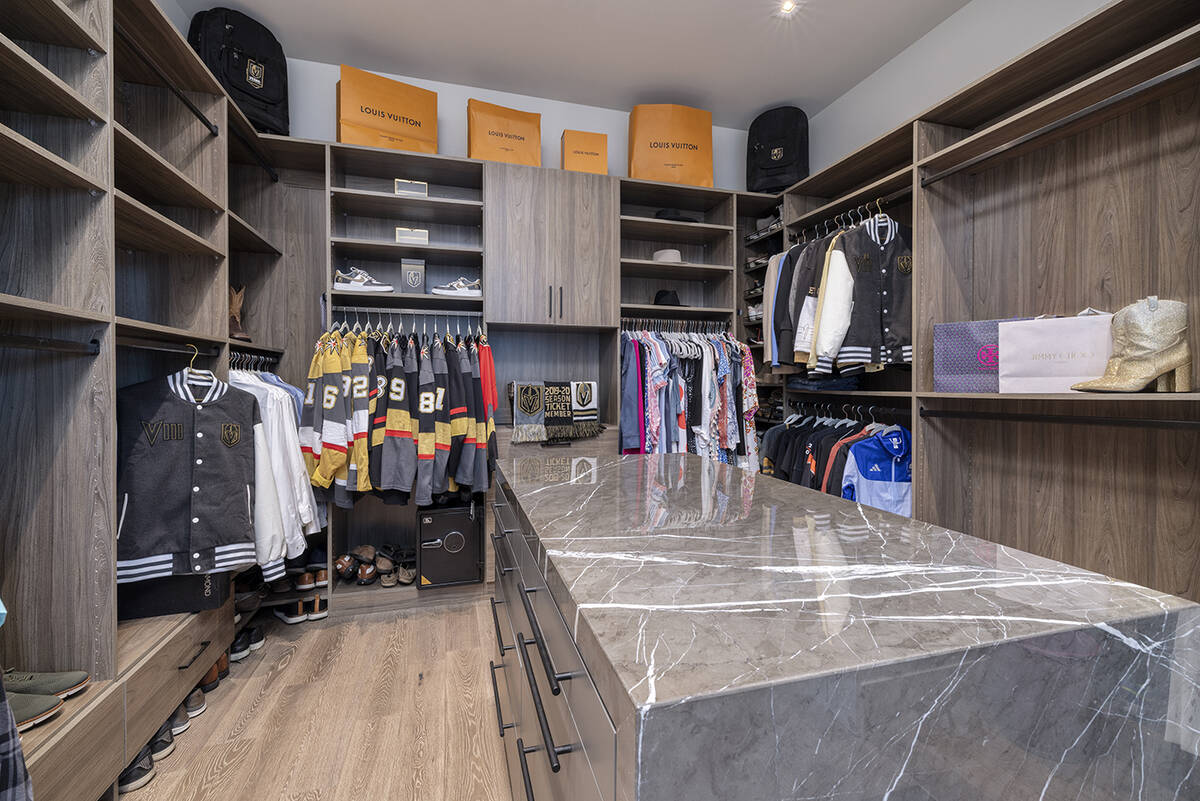 The closet. ( JPM Photography by John Martarano)